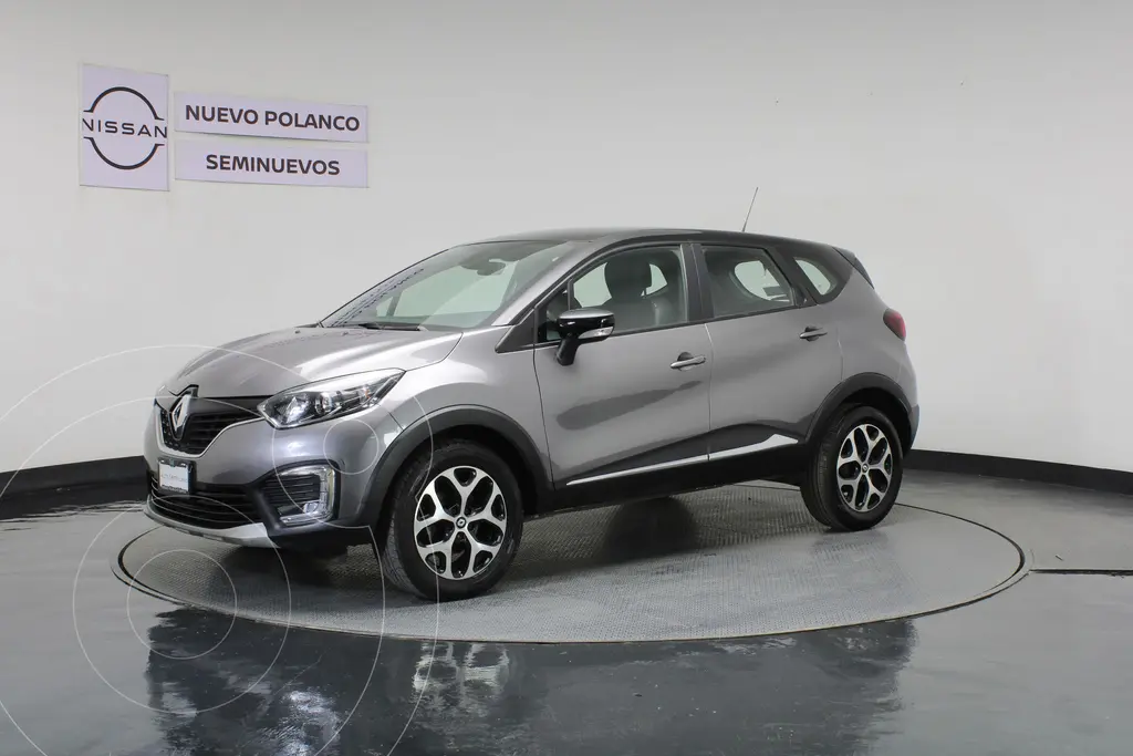 foto Renault Captur Iconic usado (2021) color Gris Oscuro precio $250,000