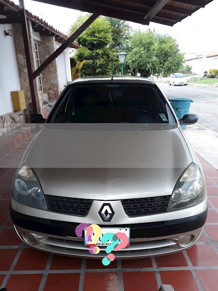 foto Renault Clio expression 1.4 16V 110CV usado