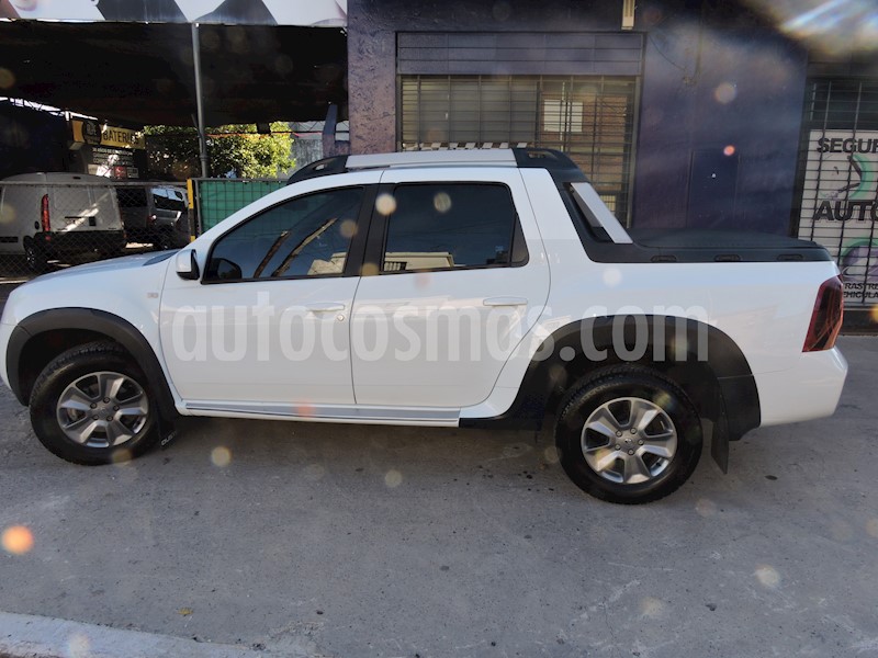 foto Renault Duster Oroch Outsider Plus 2.0 usado