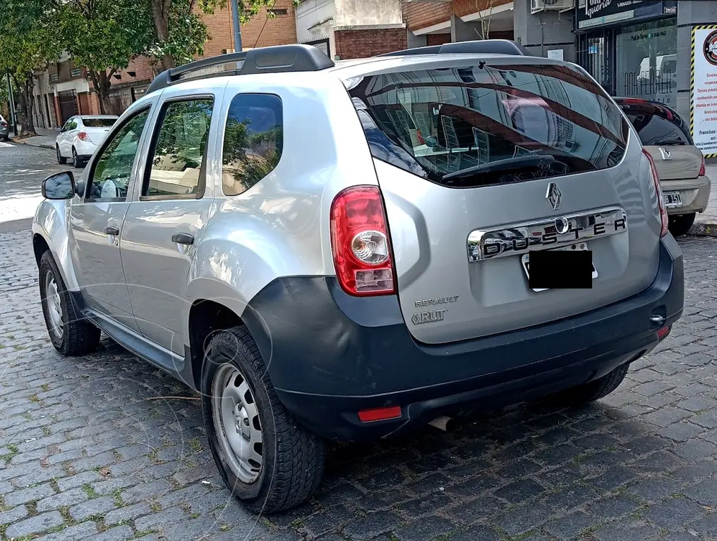 foto Renault Duster Confort usado (2015) color Gris precio u$s11.500