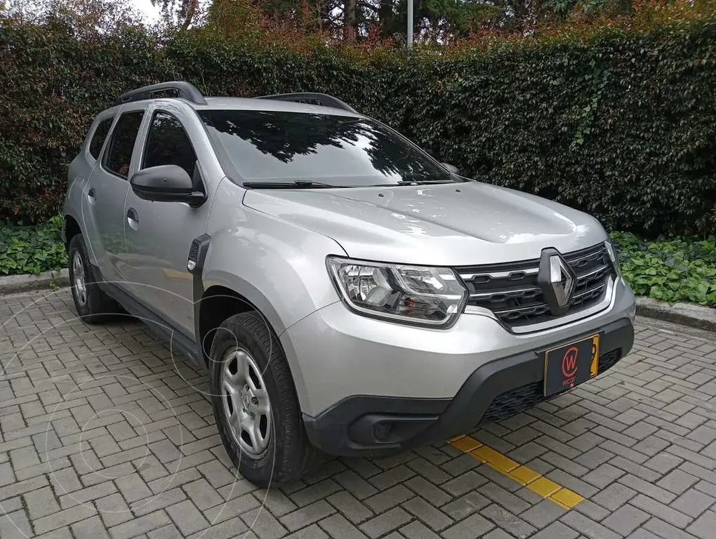 foto Renault Duster 1.6L Zen MT usado (2023) color Plata precio $72.990.000