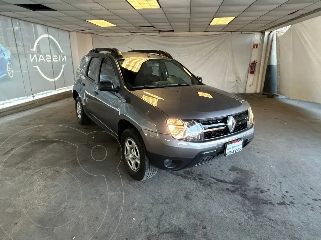 foto Renault Duster Zen Aut usado (2020) color Gris Oscuro precio $199,800