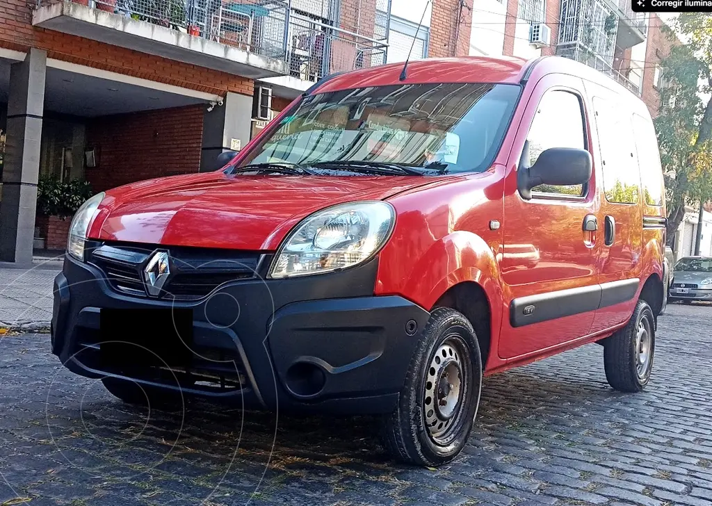 foto Renault Kangoo 2 Break 1.6 Authentique Plus 2P usado (2017) color Rojo precio $14.000.000