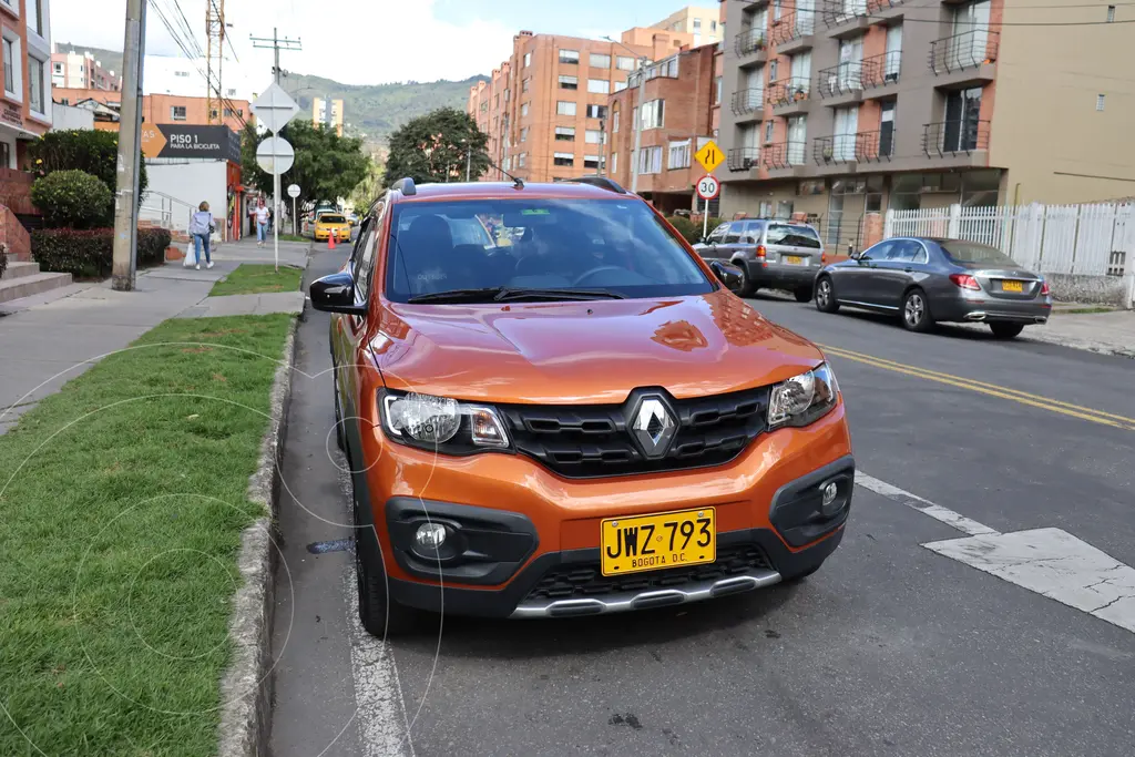 Renault Kwid Outsider Usado Color Naranja Precio