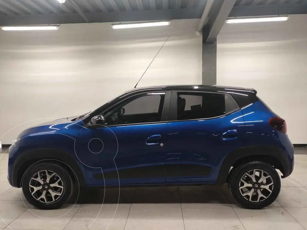 foto Renault Kwid Bitono usado (2024) color Azul precio $220,000