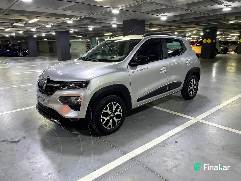 foto Renault Kwid Outsider usado (2023) color plateado precio $210,000