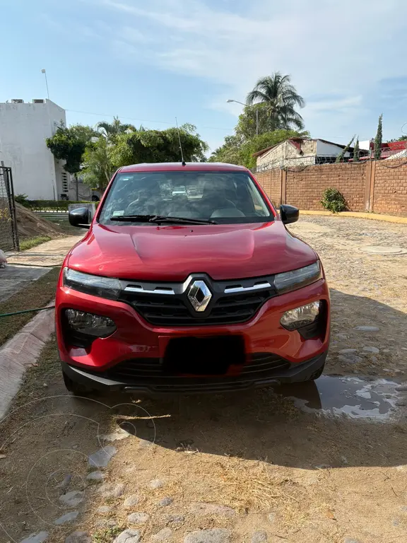 Renault Kwid Iconic usado (2023) color Rojo precio $200000
