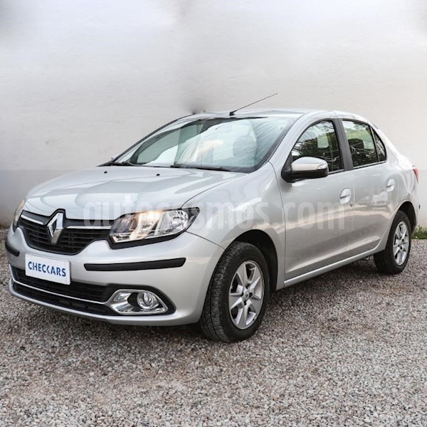 foto Renault Logan 1.6 Base usado