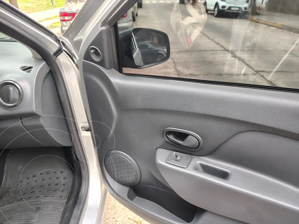 Renault Logan 1.6 Authentique Plus (1598 Cc) 2014 - foto 5