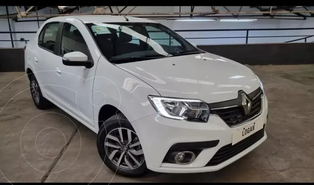 foto Renault Logan 1.6 Intens usado (2025) color Negro precio $24.390.327