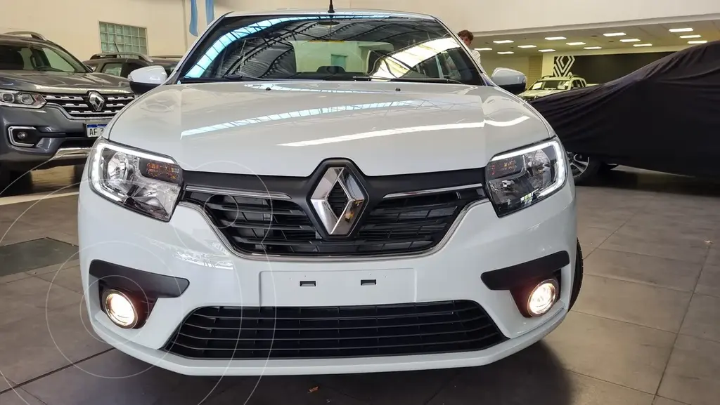 foto Renault Logan 1.6 Intens financiado en cuotas anticipo $15.000.000 cuotas desde $350.000
