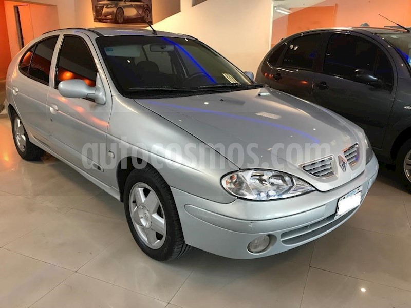 foto Renault Megane II Grand Tour 1.6 Luxe usado