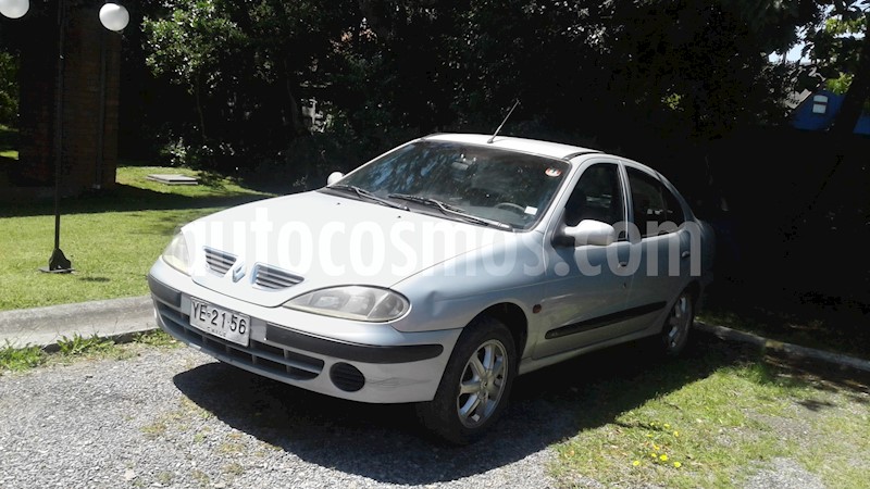 foto Renault Megane ll Sedan 1.6 Expression AA usado