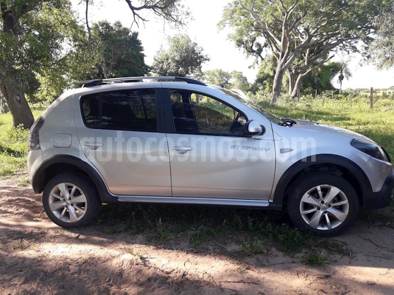 foto Renault Sandero Stepway 1.6 Privilege usado