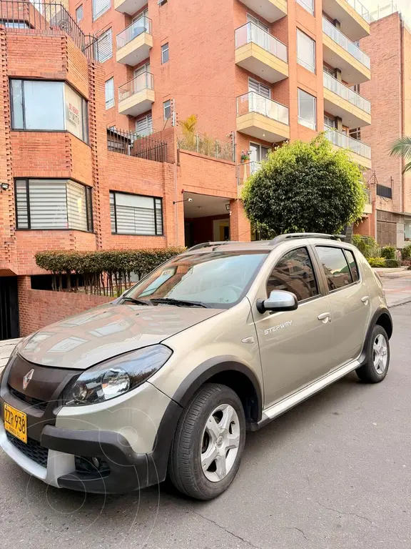 Renault Sandero Stepway 1.6L Full usado en Bogotá
