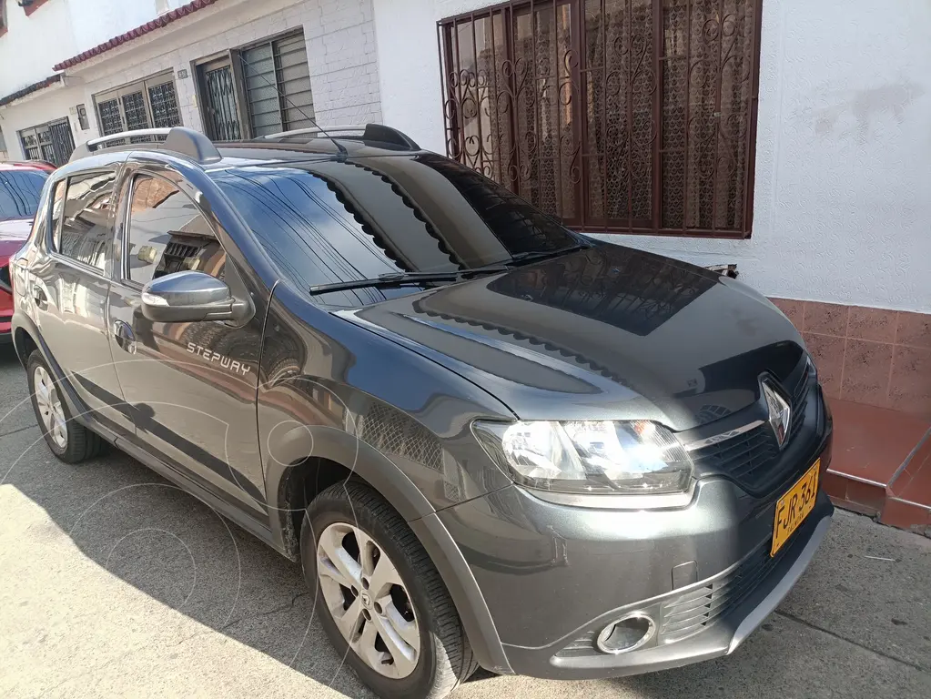 Renault Sandero Stepway Zen usado en Sevilla