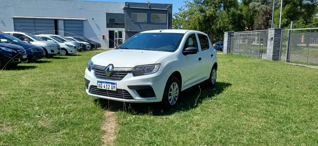 foto Renault Sandero 1.6 Life usado (2024) color BLANCA precio $24.500.000