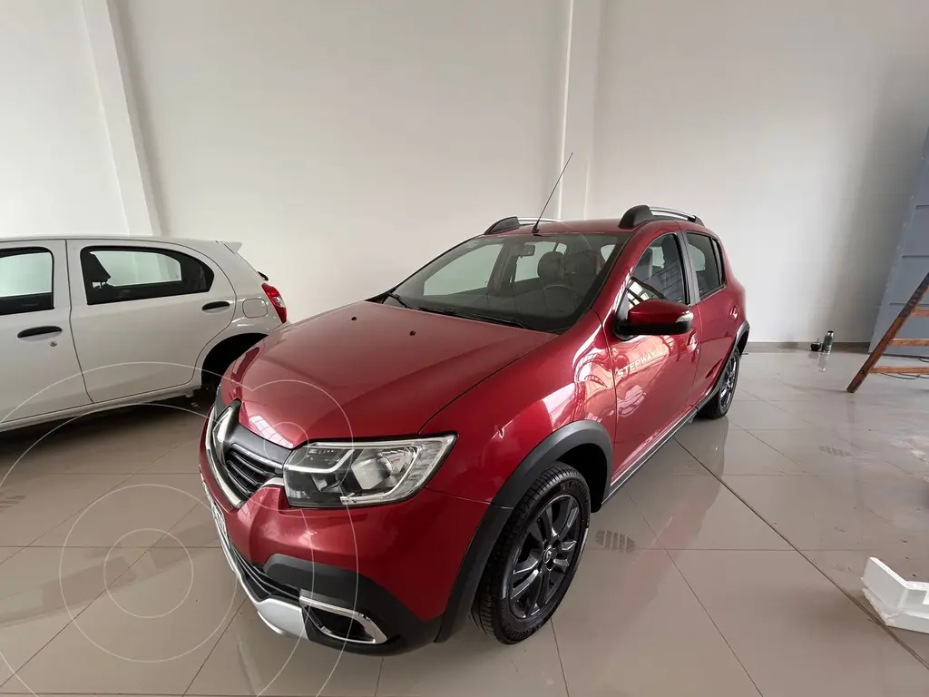 foto Renault Sandero 1.6 Intens usado (2020) color Rojo precio $20.900.000