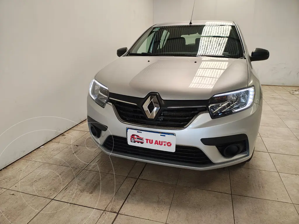 foto Renault Sandero 1.6 Life usado (2020) color Gris precio $17.900.000