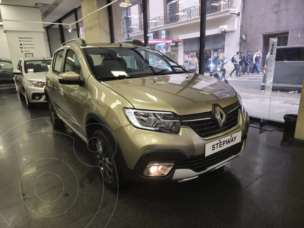 foto Renault Stepway 1.6 Zen financiado en cuotas anticipo $4.906.000 cuotas desde $293.646