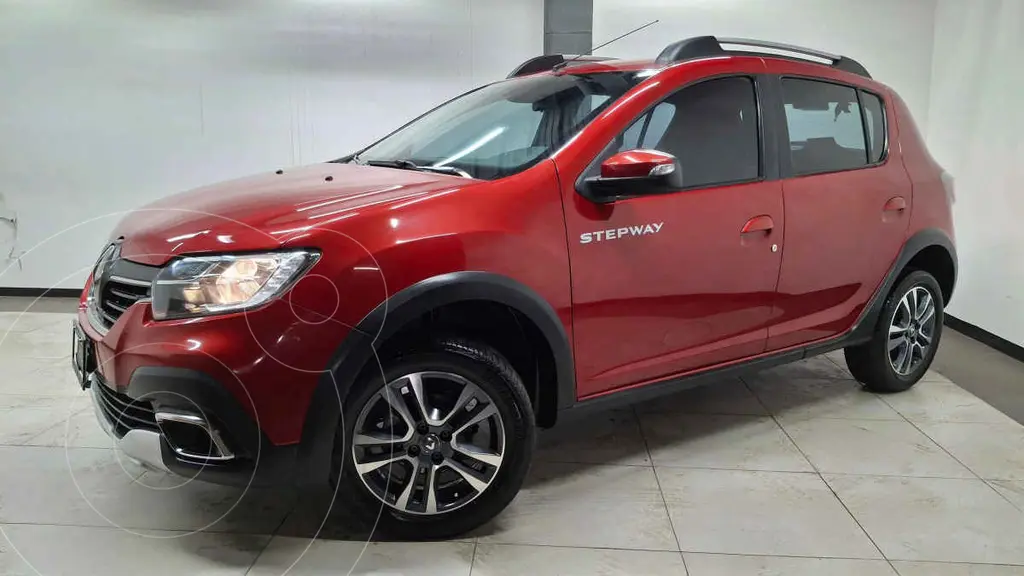foto Renault Stepway Intens usado (2024) color Rojo precio $305,000