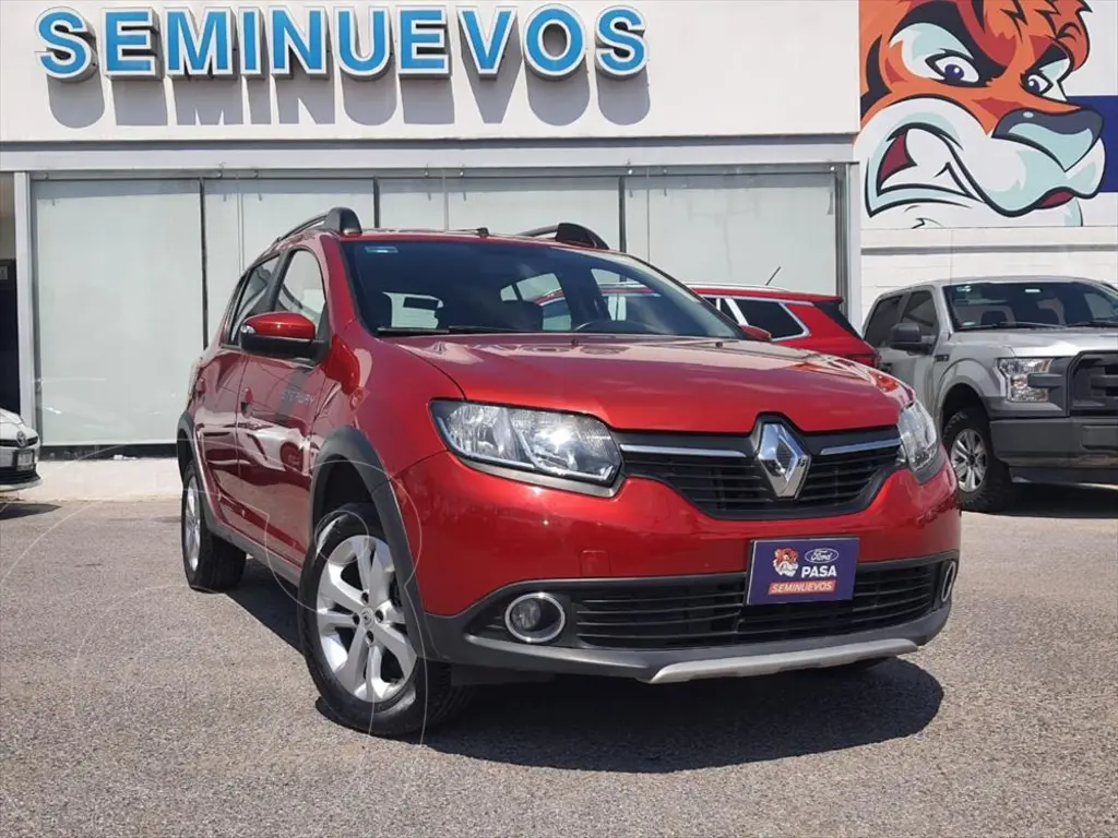 foto Renault Stepway Dynamique usado (2017) color Rojo precio $138,000