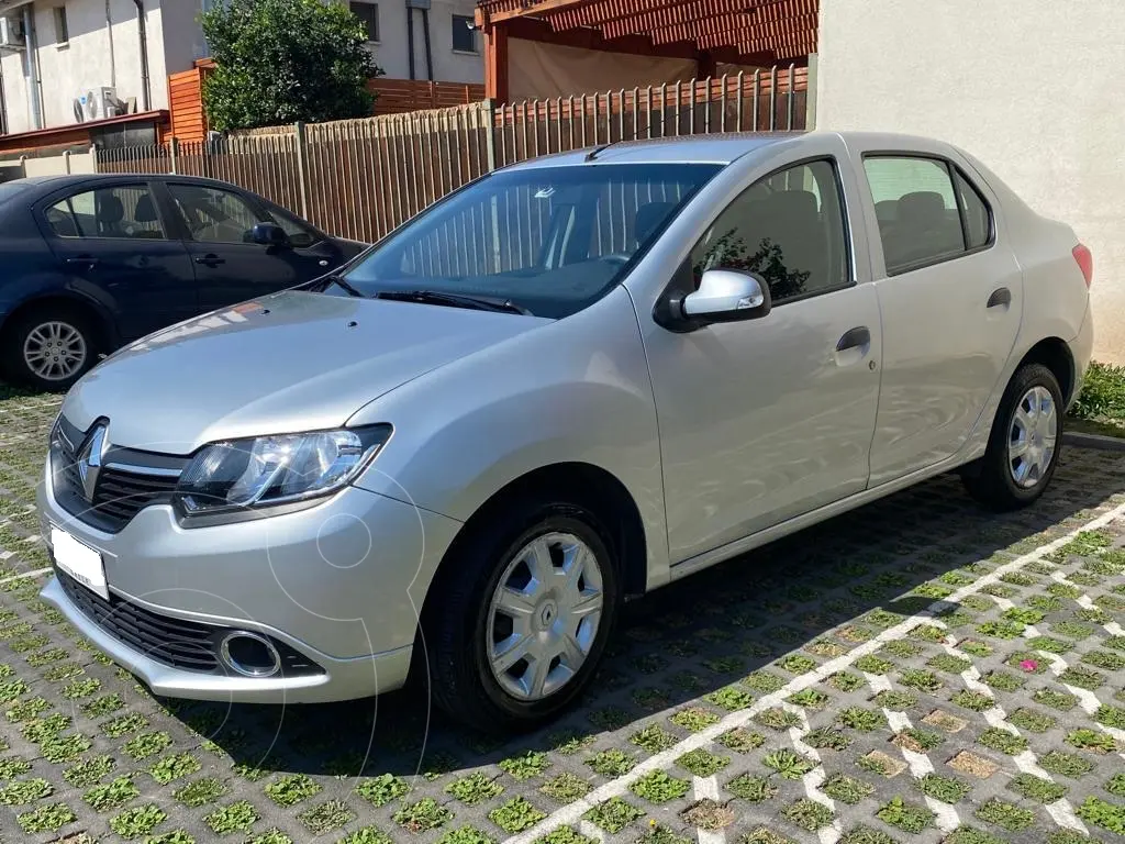 Renault Symbol 1.6 Expression usado (2015) color Gris precio 5.200.000