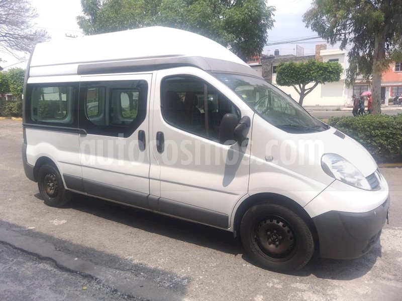 foto Renault Trafic 2.0L usado