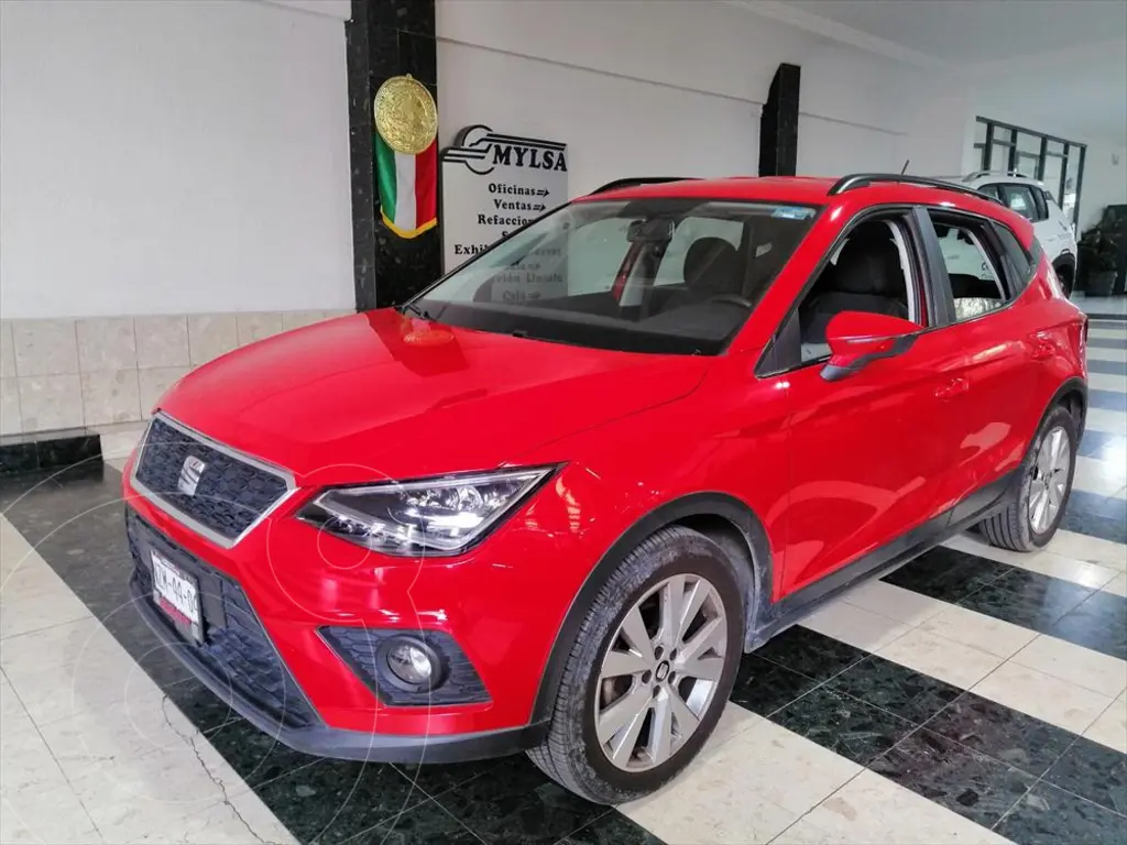 foto SEAT Arona Style usado (2021) color Rojo precio $268,000