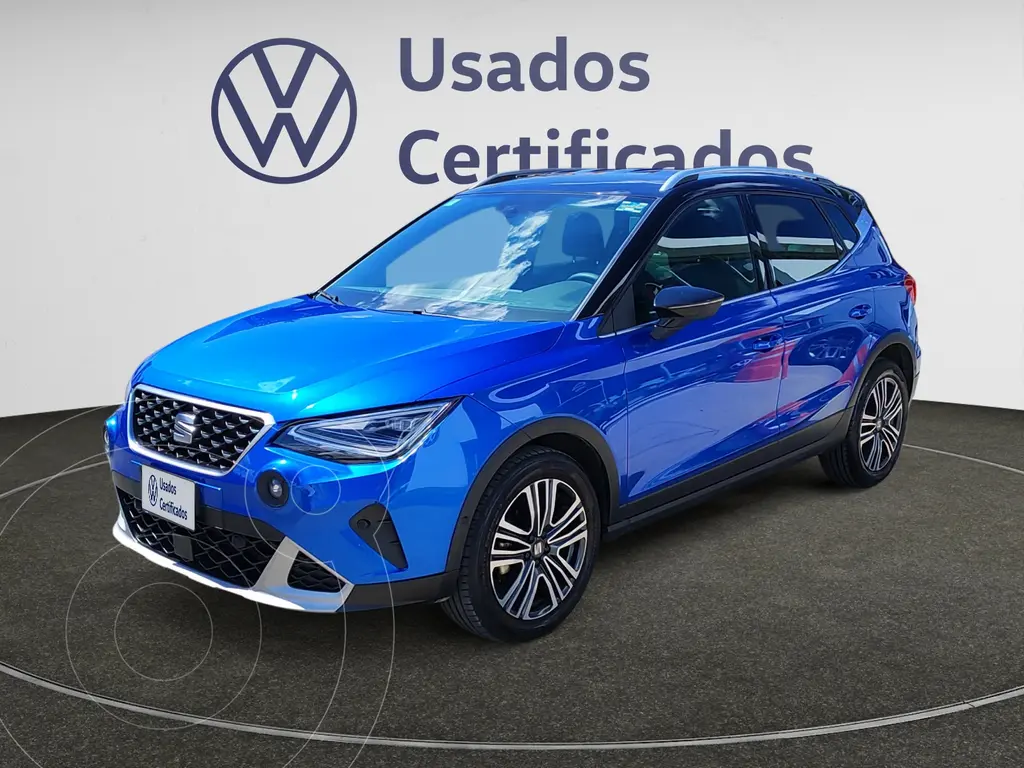 foto SEAT Arona Xperience usado (2024) color Azul precio $370,900