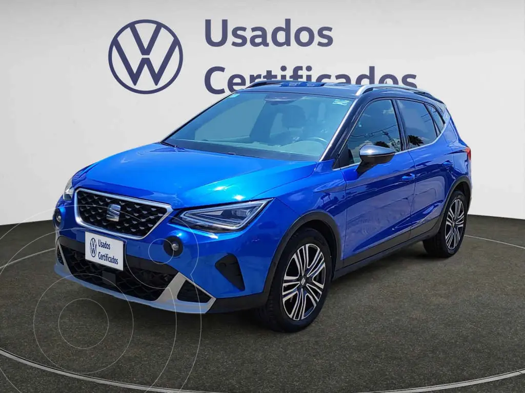 foto SEAT Arona Xperience usado (2024) color Azul precio $360,900