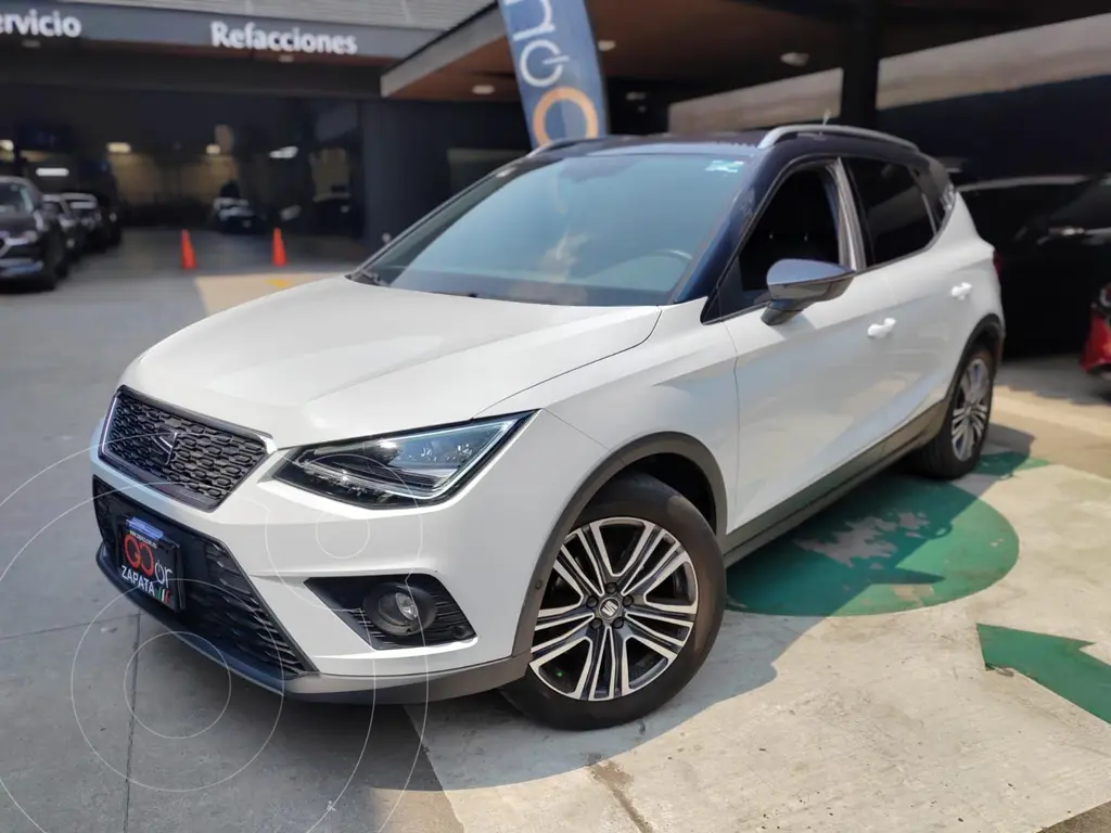 foto SEAT Arona Xcellence usado (2021) color Blanco precio $355,000