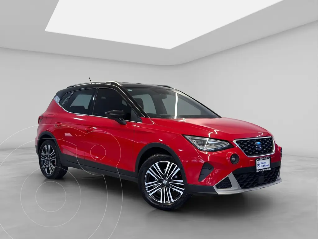 foto SEAT Arona Xperience usado (2025) color Rojo precio $409,000