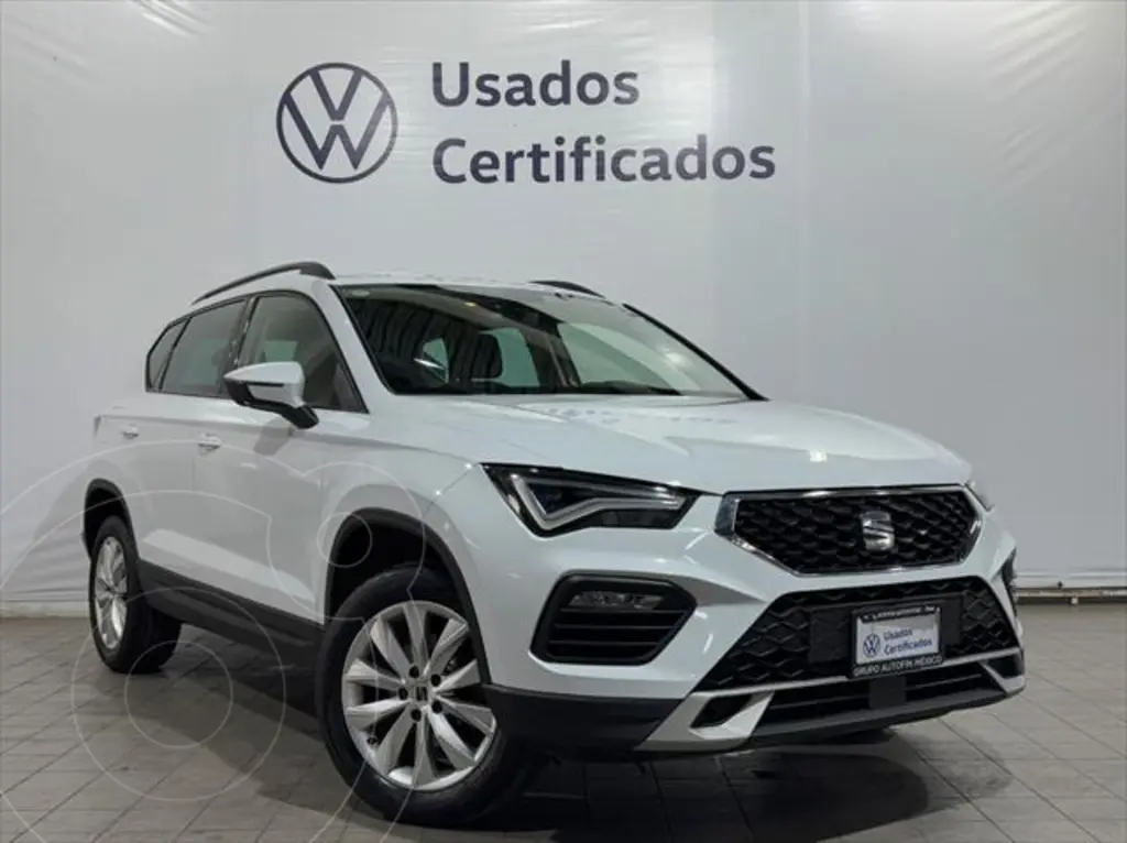 foto SEAT Ateca Style usado (2024) color Blanco precio $479,000