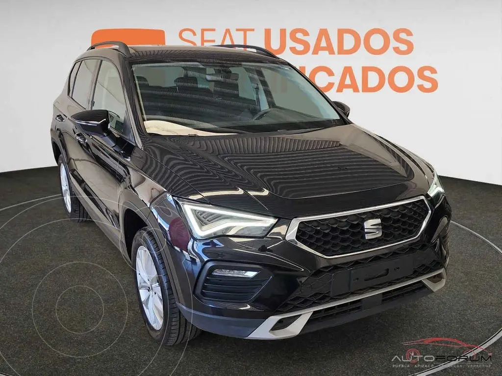 foto SEAT Ateca Style usado (2024) color Negro precio $420,000