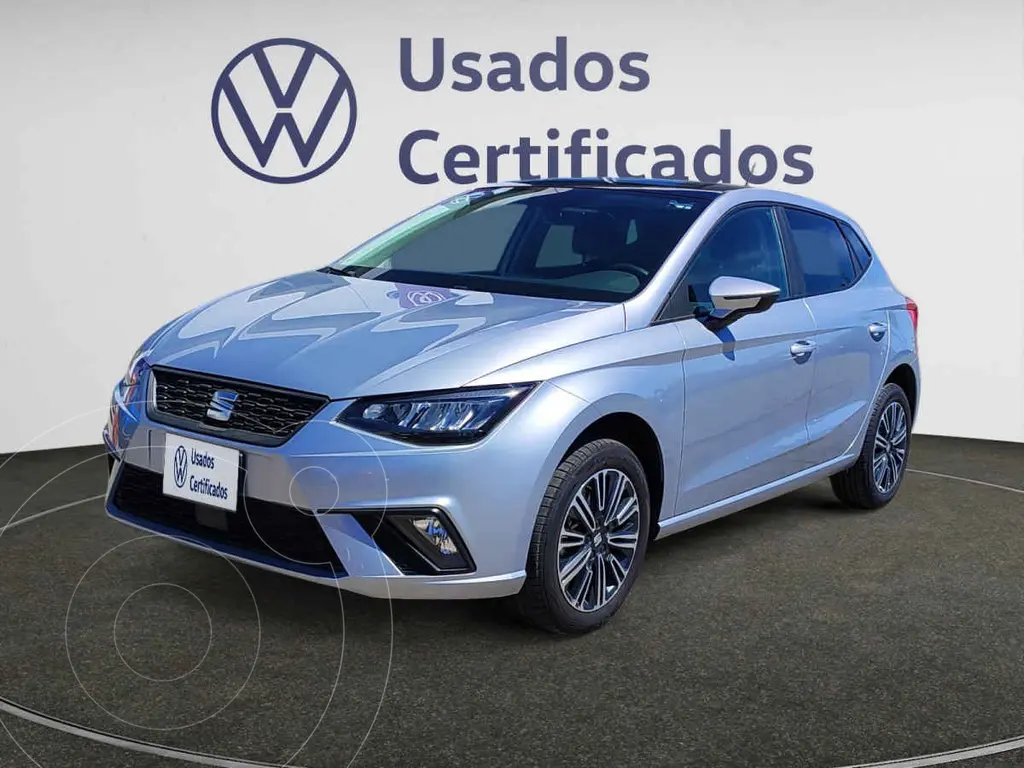 foto SEAT Ibiza 1.6L Style usado (2024) color Plata precio $315,900