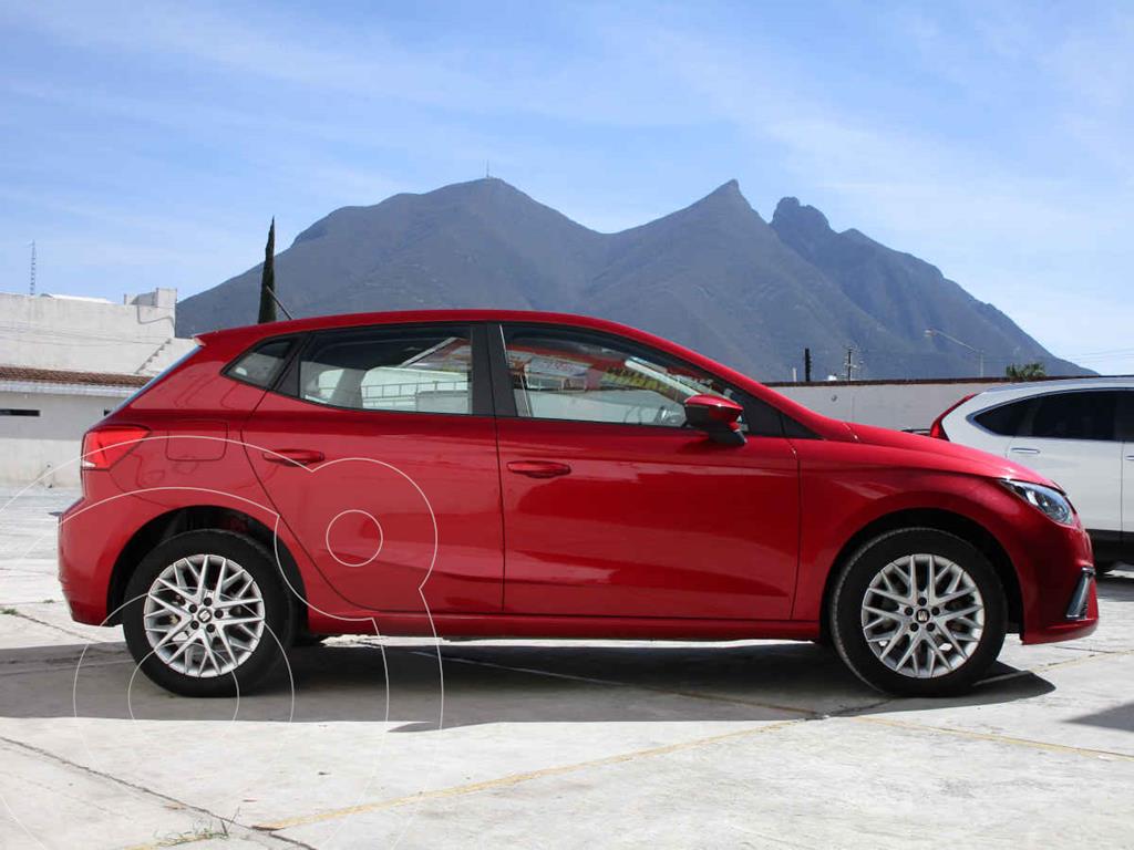 SEAT 1.6L Style usado (2018) color Rojo precio 209,000