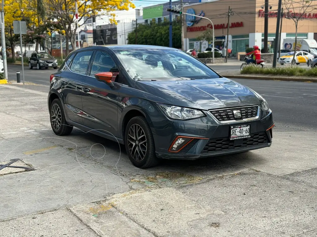 SEAT Ibiza BEATS TIP 110HP V6 AA EE ABS STD usado (2019) color Gris ...