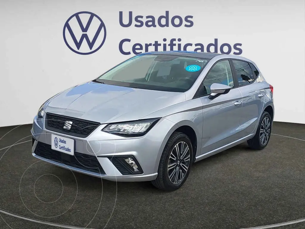 foto SEAT Ibiza 1.6L Style usado (2024) color Plata precio $310,900