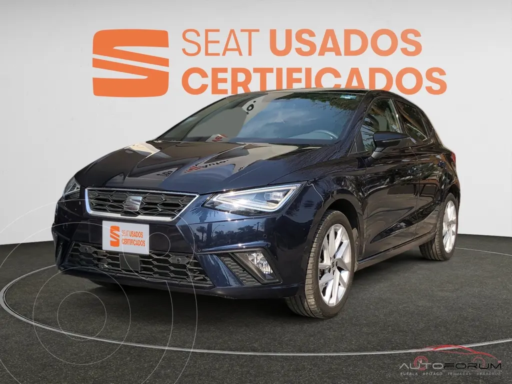foto SEAT Ibiza 1.6L FR usado (2023) color AZUL ASFALTO NEGRO precio $373,599