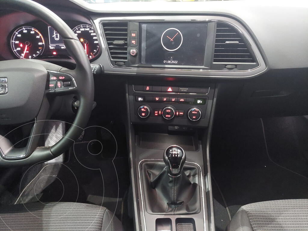 foto SEAT León Style 1.4T 150HP usado (2020) color Gris precio $384,000