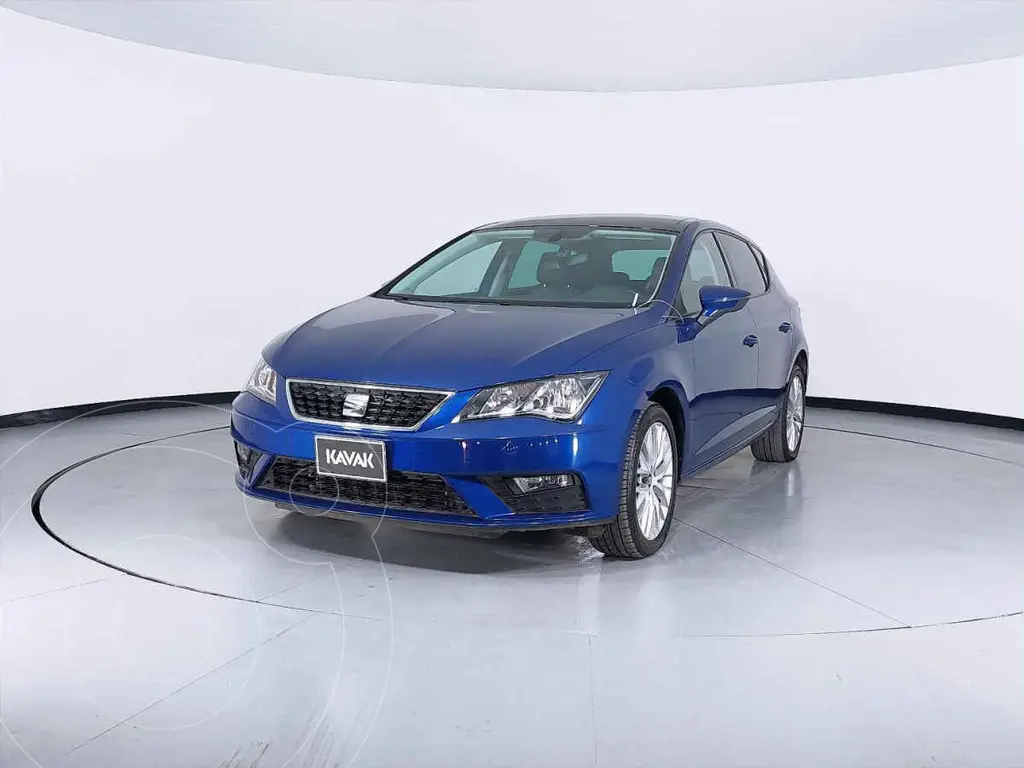 foto SEAT León Style DSG usado (2020) color Negro precio $385,999