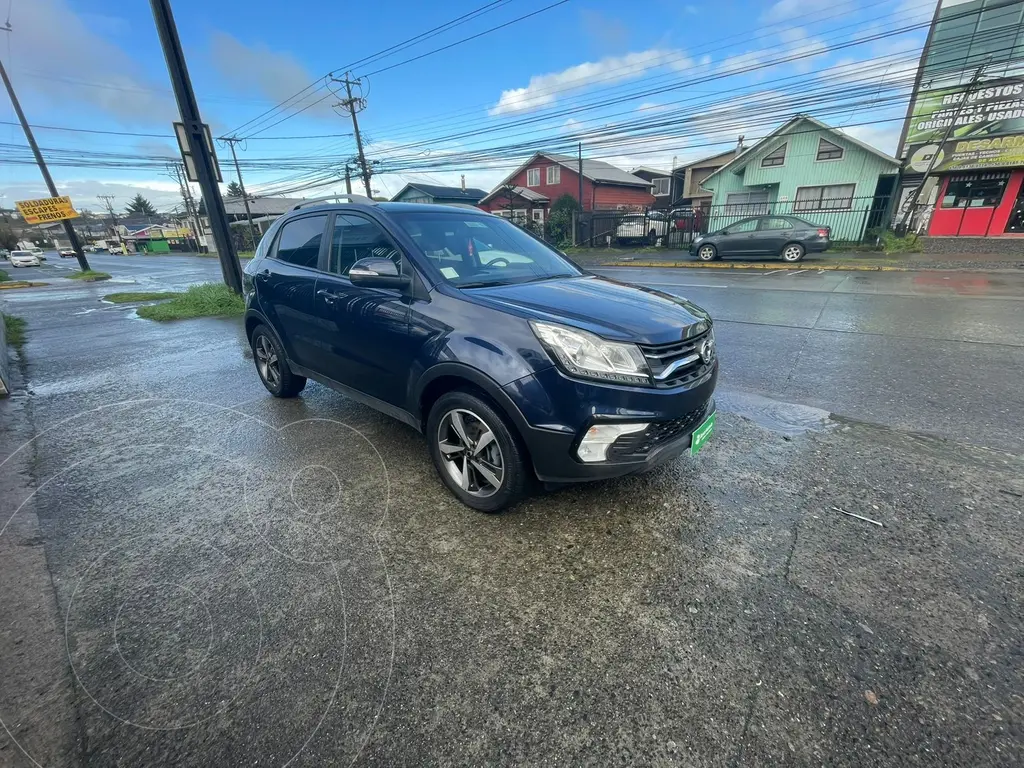 foto SsangYong Korando 2.2L Diesel 4x2 usado (2019) color Azul precio $12.900.000