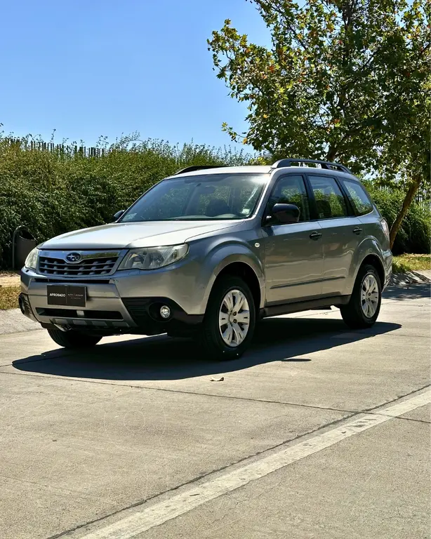 foto Subaru Forester 2.0i X usado (2012) color Gris precio $7.290.000