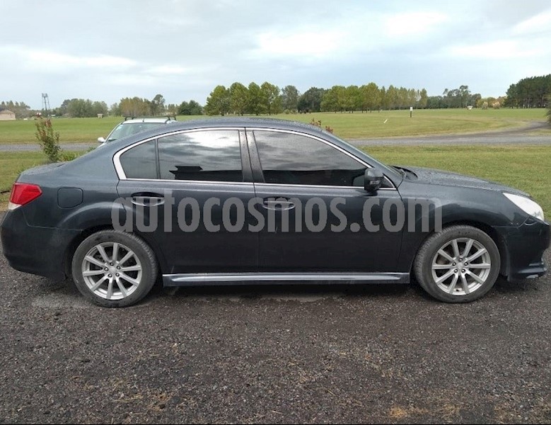 foto Subaru Legacy 2.5 usado
