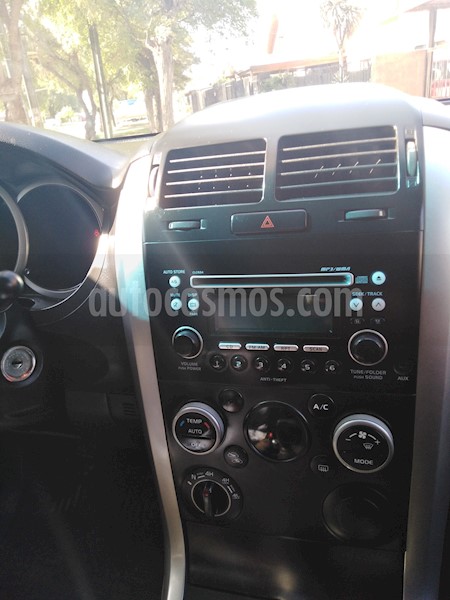 foto Suzuki Grand Nomade 2.4L GLX Sport 4WD usado