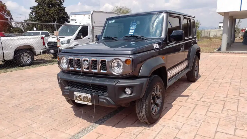 foto Suzuki Jimny GLX Aut usado (2024) color Gris precio $425,000