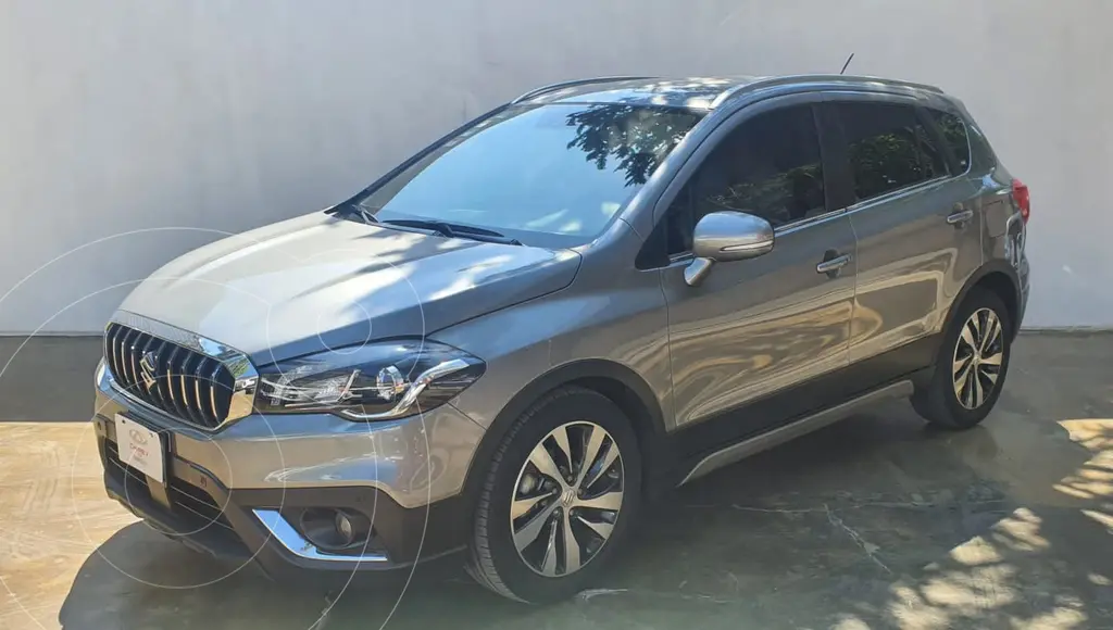 Suzuki S-Cross GLX Aut usado (2018) color Gris Oscuro precio $340,000