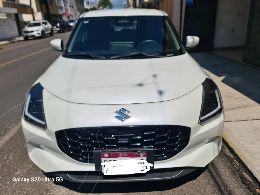 Suzuki Swift Boostergreen GLX TM 2025