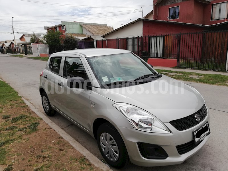 foto Suzuki Swift 1.2 GA usado